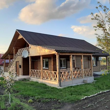 Гостьовий Дім На Герцена Guest Hous On Gertsena Hotel Novhorod-Siverskyi Buitenkant foto